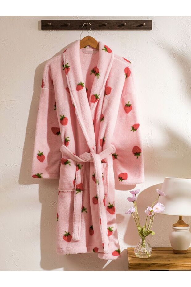Lcw Dream Strawberry Patterned Plush Women's Dressing Gown