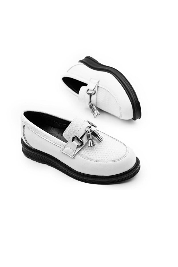 Daily White Classic Shoes Suitable for Special Occasions Weddings Feastivals April 23Rd