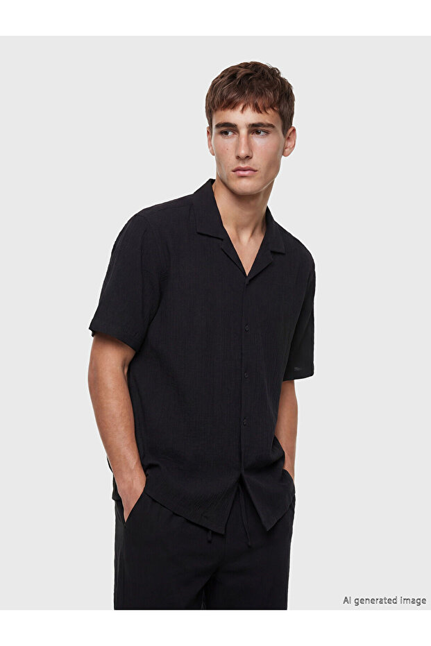 قميص رجالي من NEVAVM بتصميم Regular Fit Krinkle
