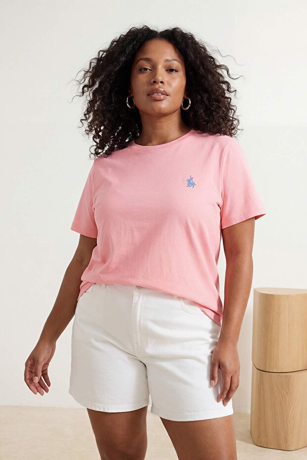 Pembe Bisiklet Yaka Nakış Detaylı Regular Fit Büyük Beden T-shirt TBBSS26BF00032 - 2