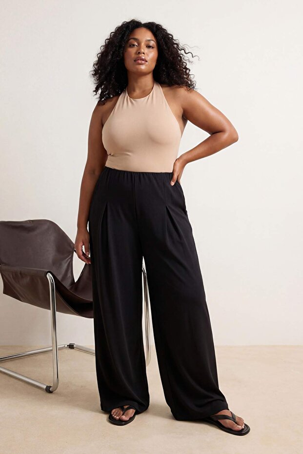 Siyah Pileli Wide Leg/Geniş Paça Dökümlü Örme Büyük Beden Pantolon TBBSS26AR00021 - 2