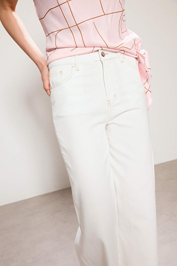 Trendyol Studio Collection Ekru Tencel Karışımlı Yüksek Bel Wide Leg Jeans TWOSS26JE00244 - 3