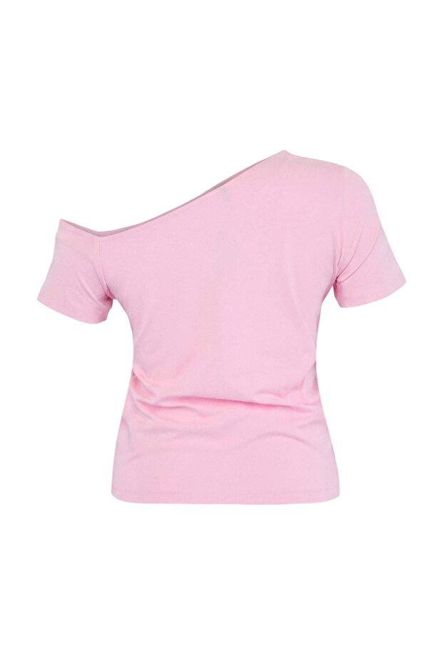 Pembe Esnek Asimetrik Yaka Örme Büyük Beden Bluz TBBSS26AF00088 - 7