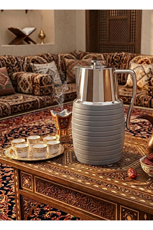 ترمس شاي و قهوه سعه 1 لتر ذات جوده عاليه وشكل حصري