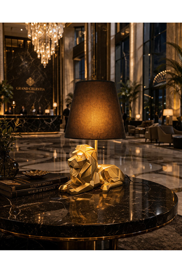 مصباح طاولة مزخرف بتصميم أسد ذهبي - عاكس الضوء بتصميم ريفي