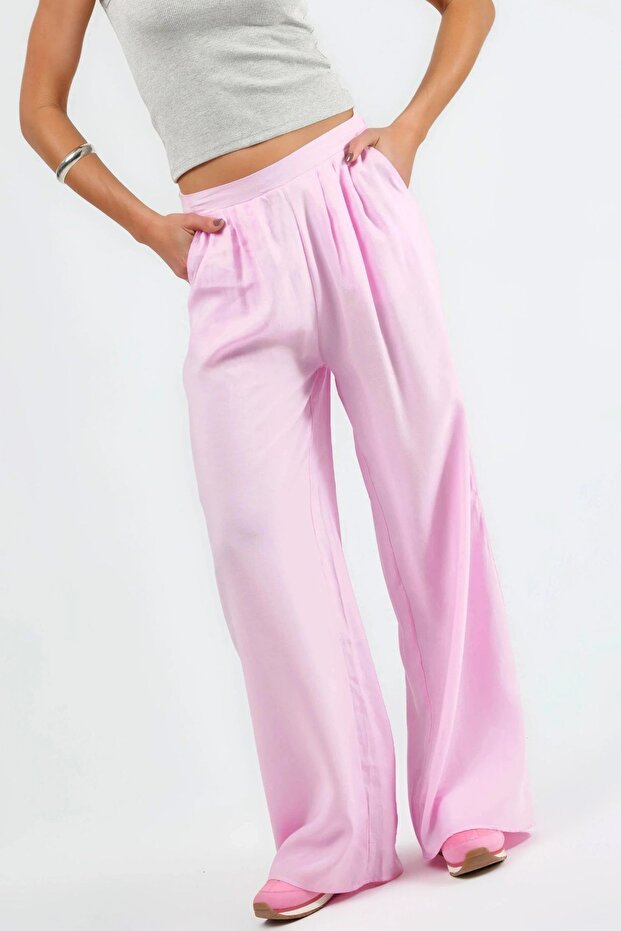 Busem Pleated Wide Leg Pants