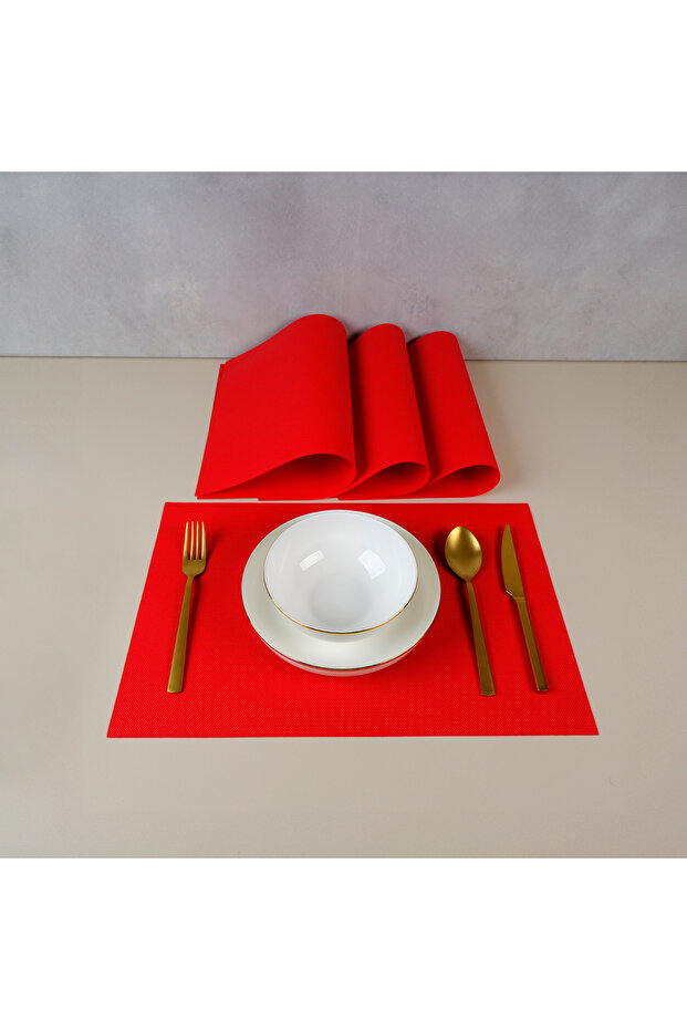 Serene Scarlet 4 Piece American Service Set 30X45 cm