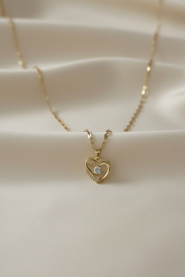 Stone Detailed Heart Necklace Gold Stainless Steel Minimal Stylish Women's Necklace Gift