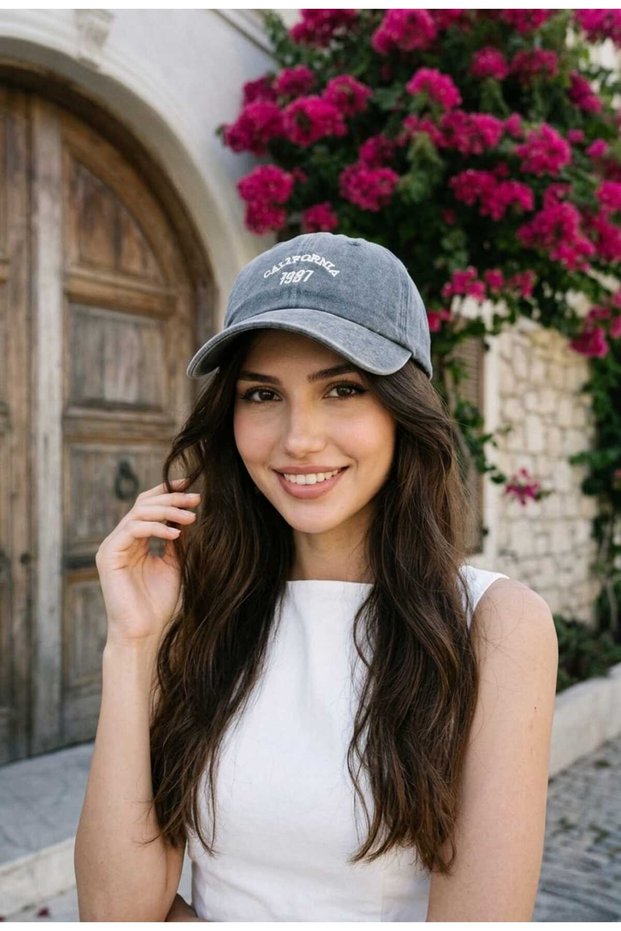 Santoro California 1987 Embroidered Cap | Vintage Premium Unisex Cap
