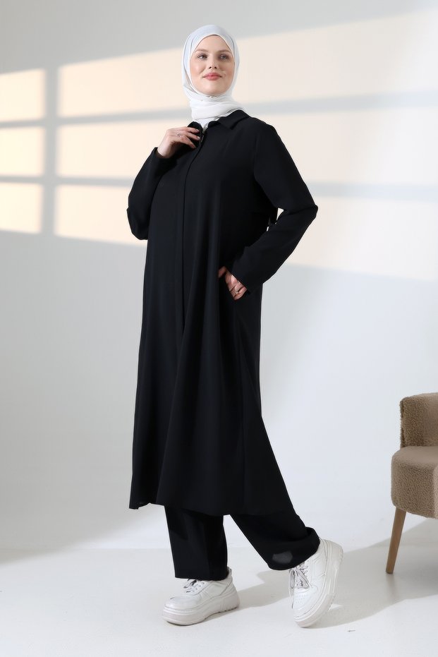 Women's Hajj and Umrah Outfit, Two-Piece Set with Hijab Pocket Detail - Black