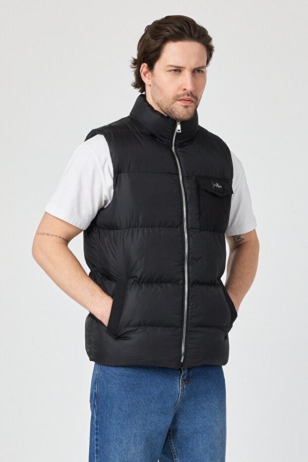 Men's Black Waterproof Inflatable Vest with Chest Pockets