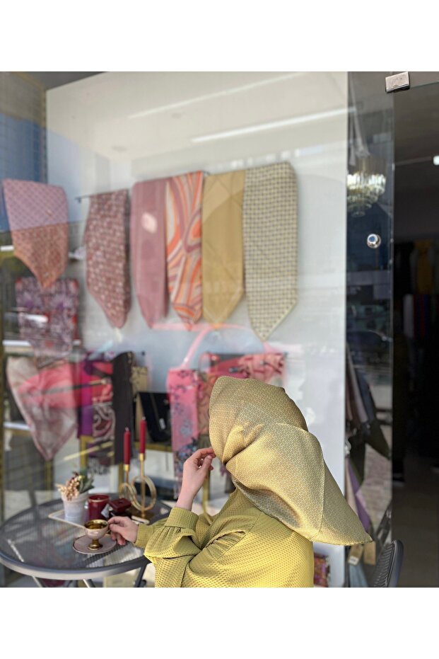 TWILL SILK SCARF