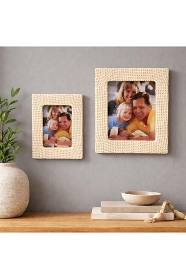 Wooden Wall Frames براويز خشب جدارية - 1