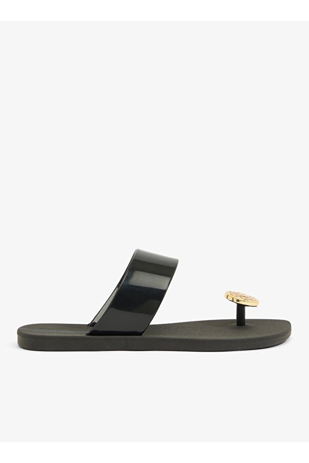 Look Me Metal Women's Single Strap Sandals-Black, size-41/42