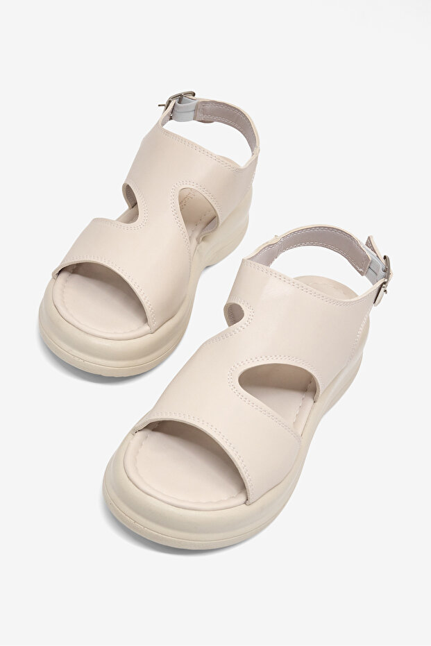 Women's Beige Comfortable Flat Buckle Sandals