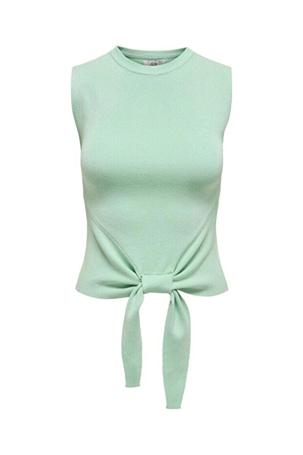 Sleeveless blouse