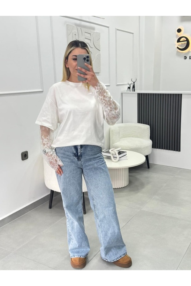 Kol Dantel Detaylı Basic T-shirt