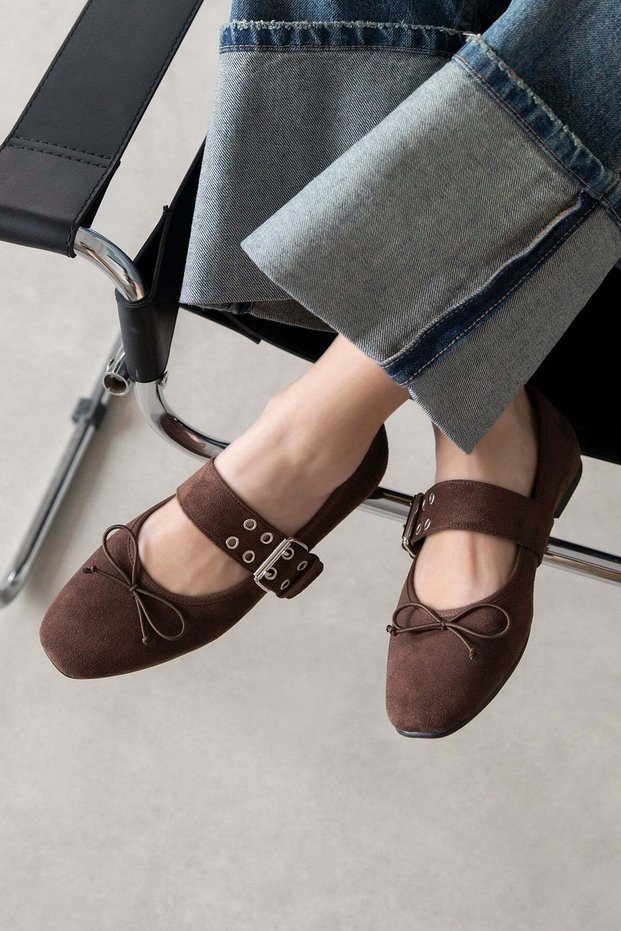 Faye Women's Belt Detail Suede Ballerinas Brown