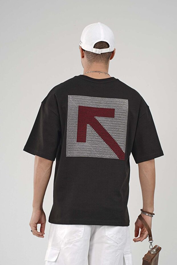 Men's Oversize Fit T-Shirt with Mesh Back and Print Detail