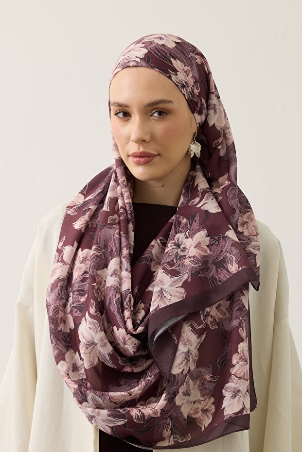 شال ناعم 3072 بلون الكرز