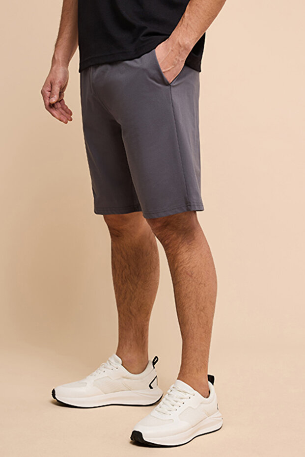 Solid Active Shorts with Elastic Waist - 3