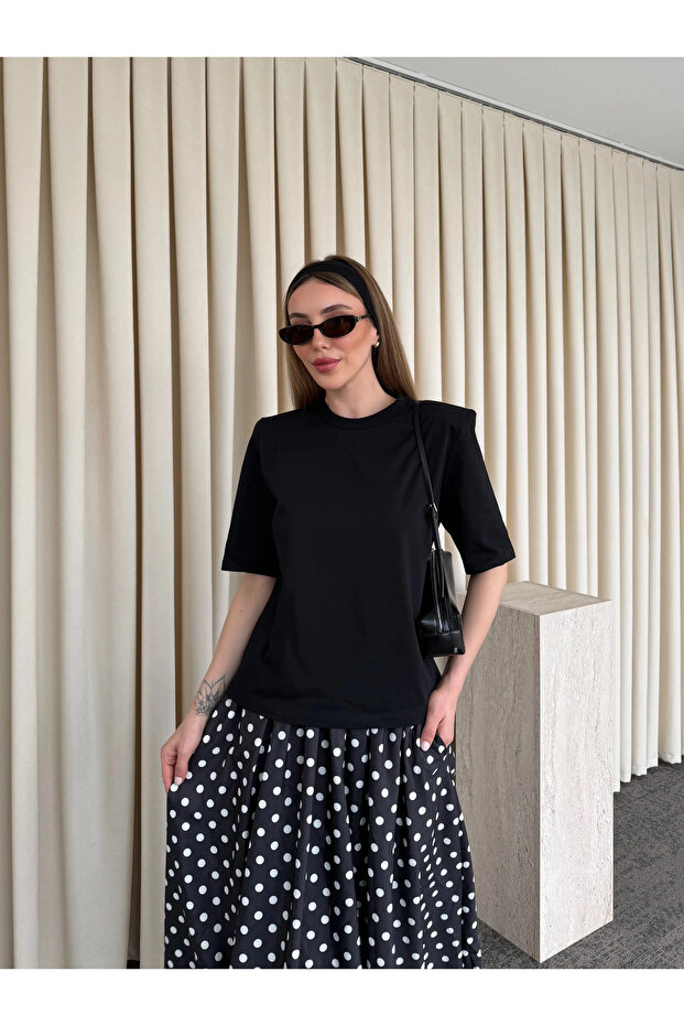 Black 100% Cotton Padded Tshirt - 241134
