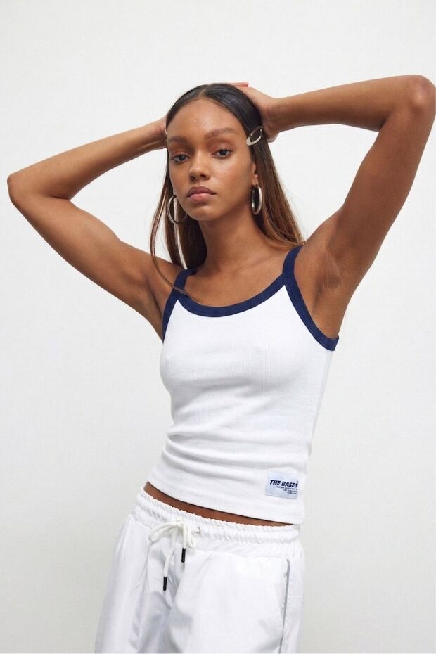 Basic Athlete with Black Ribbed Strap - 4