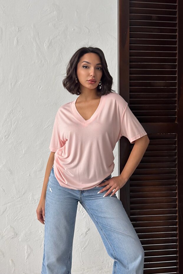 Women's Powder V-Neck Short Sleeve Basic T-Shirt Nj144