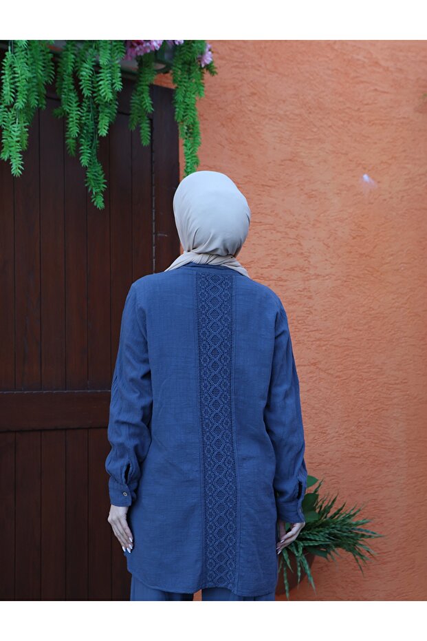 Wonderful Special Design Linen Set with Sequin Front and Embroidery Detail on the Back, Made of 100% Cotton.