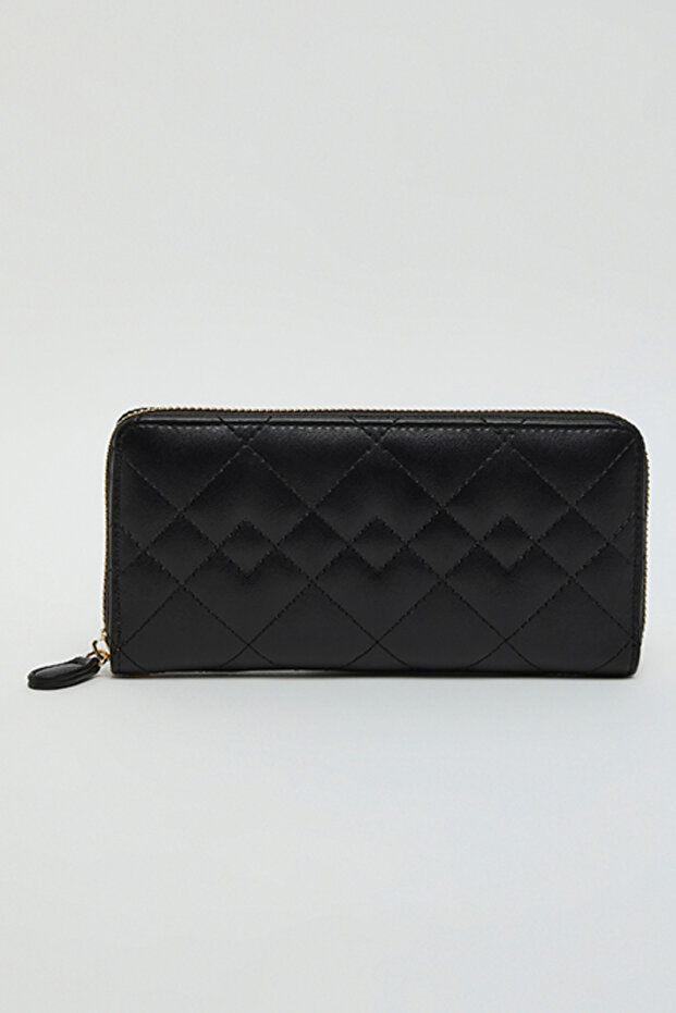 Quilted Zippered Wallet