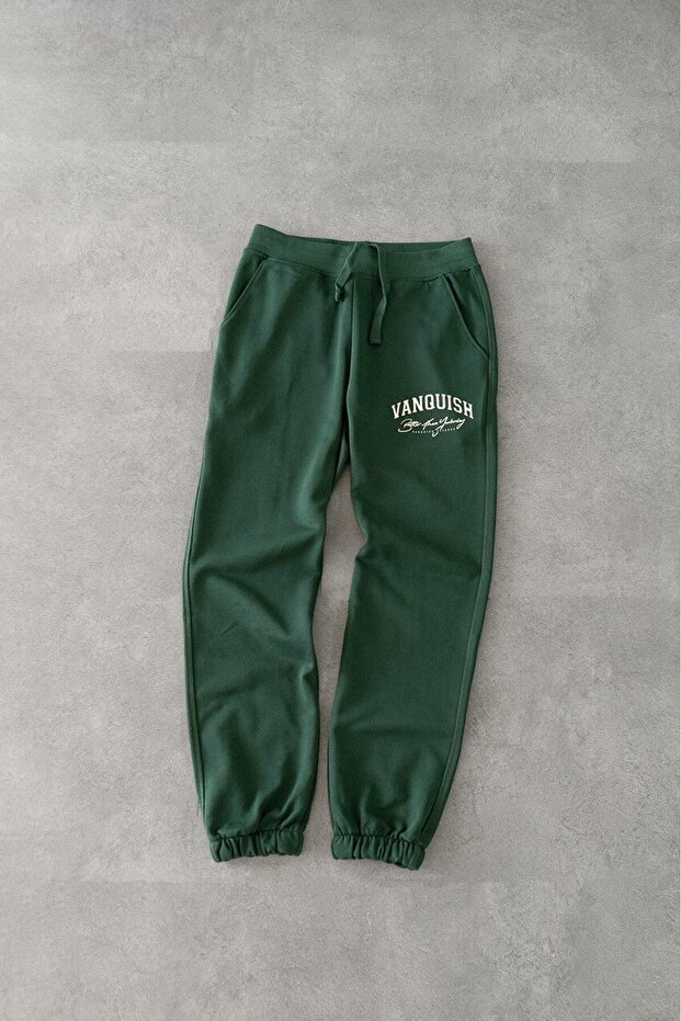 بنطلون رياضي أخضر