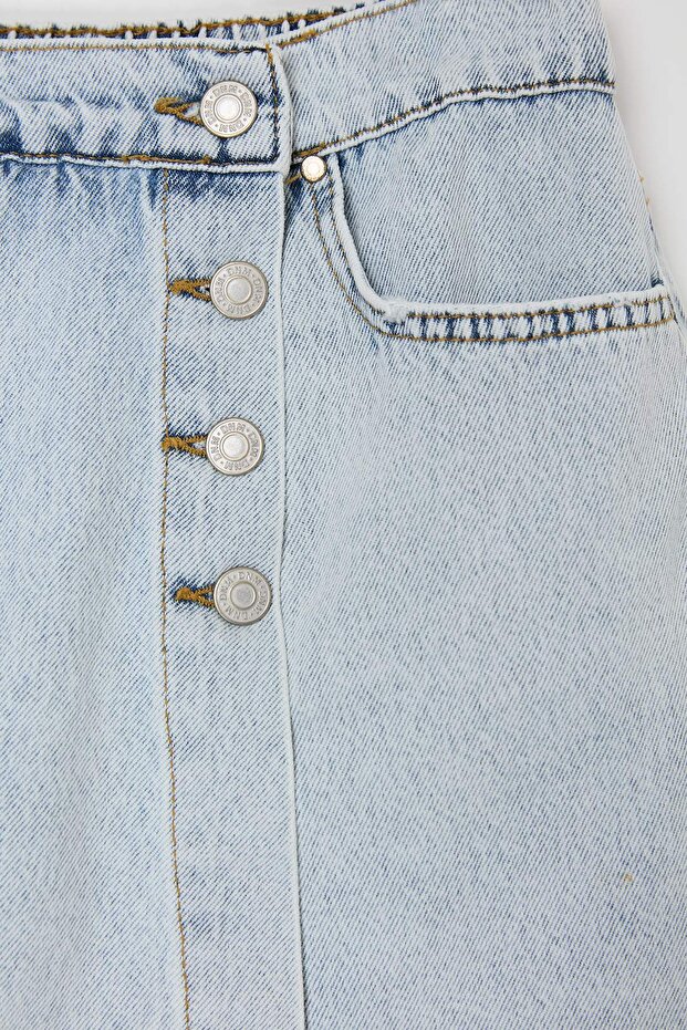 Mavi Düğme Detaylı Kruvaze Lastikli Yüksek Bel %100 Pamuk Non-Stretch Denim Şort Etek TBBSS26AP00021 - 5