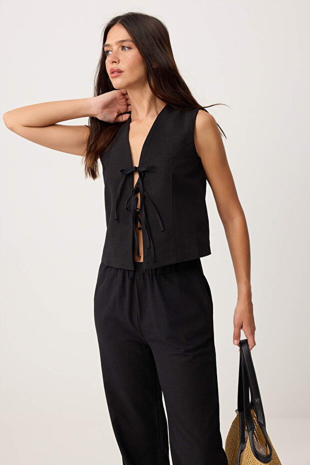 Siyah Bağlamalı Keten Görünümlü Bluz Ve Wide Leg Pantolon Dokuma Alt - Üst Takım TWOSS25AU00034 - 2
