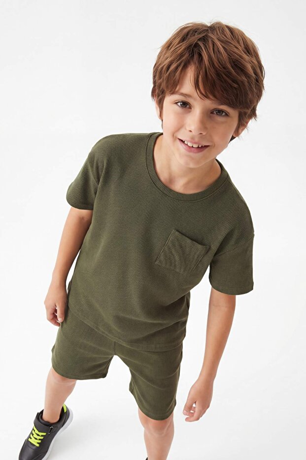 Haki Erkek Çocuk Pamuklu Basic Şort T-Shirt Dokulu Örme Alt-Üst Takım TKDSS25AU00130 - 4