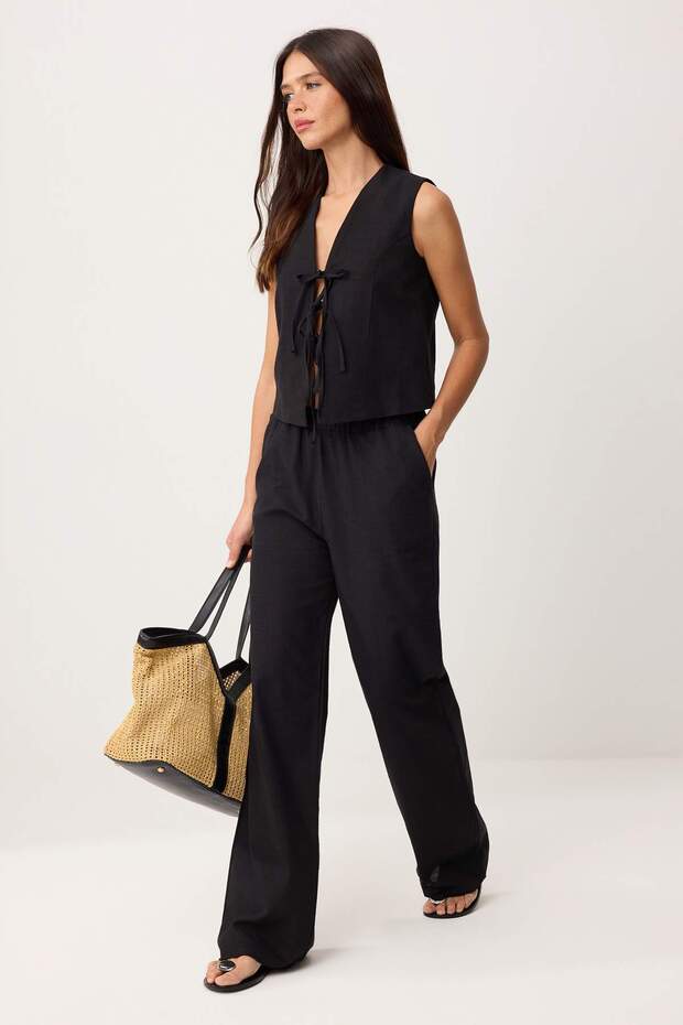 Siyah Bağlamalı Keten Görünümlü Bluz Ve Wide Leg Pantolon Dokuma Alt - Üst Takım TWOSS25AU00034 - 1
