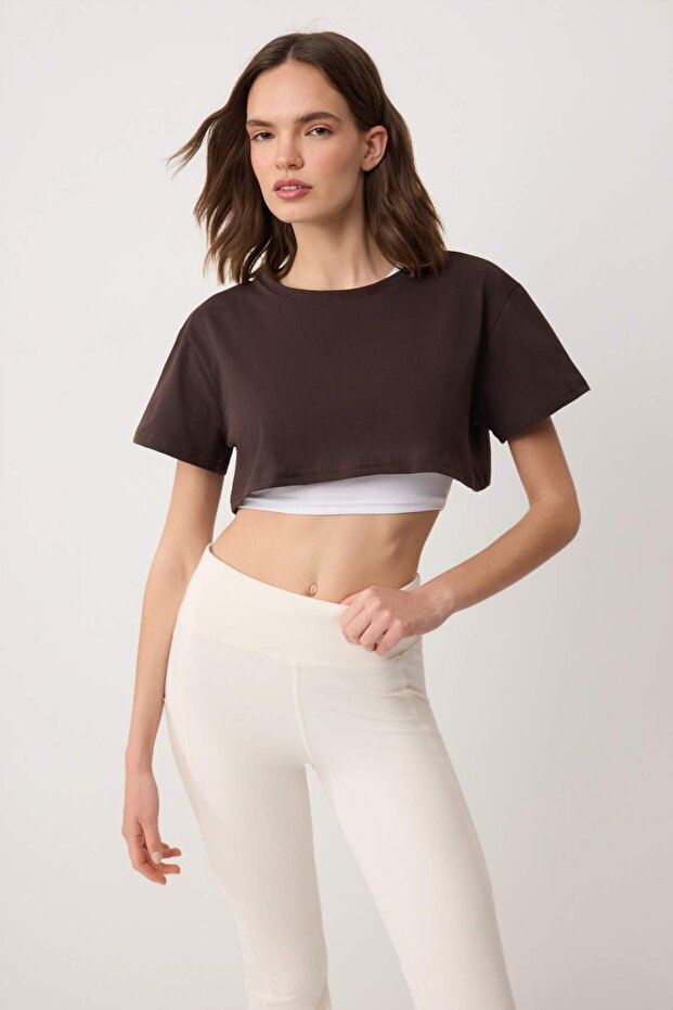 Koyu Kahverengi 2 Katmanlı Reflektör Baskılı Crop Örme Spor T-Shirt THMSS24TS00001 - 3