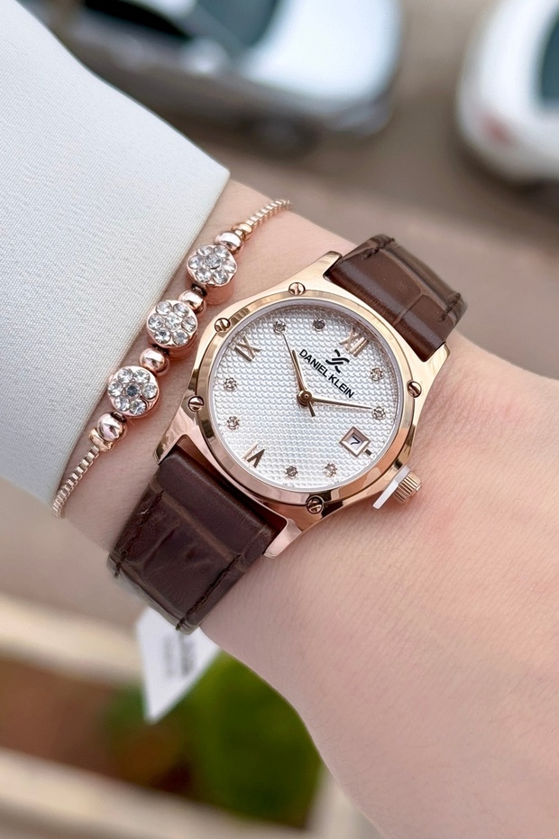 Bronze Case Brown Color Strap 2 Years Warranty 29 mm Women's Wristwatch