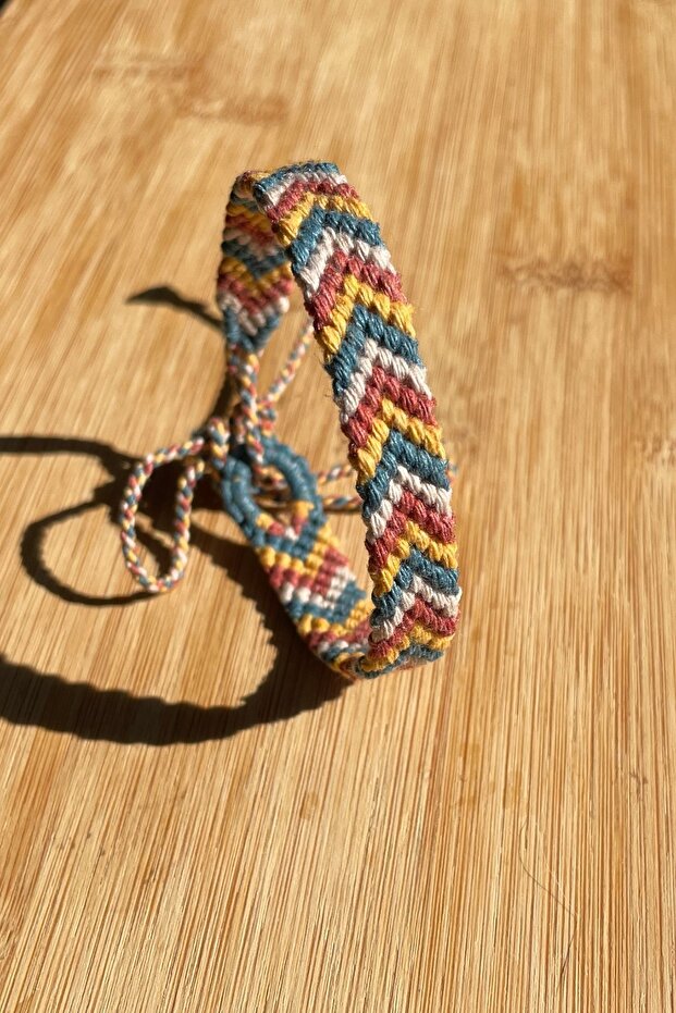 Chevron Friend Macrame Bracelet