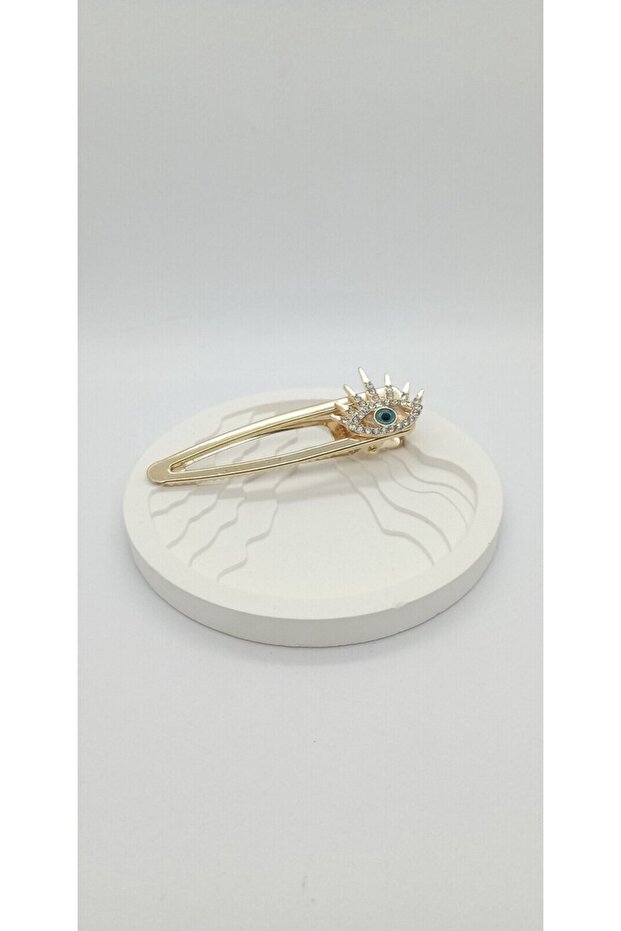 Eye Detail Stone Collet Buckle