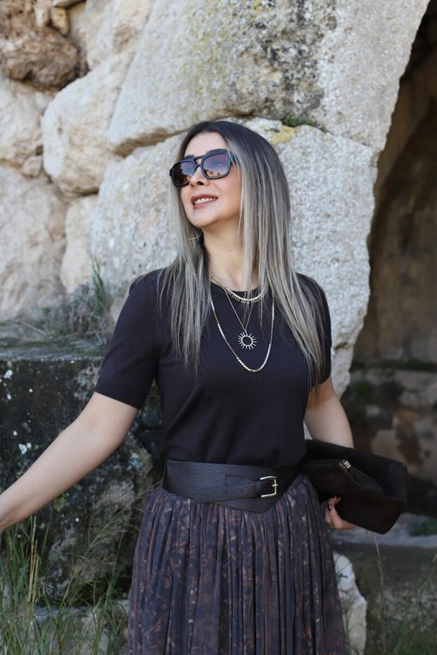Acı Kahve Standard Size Crew Neck Short Sleeve Blouse