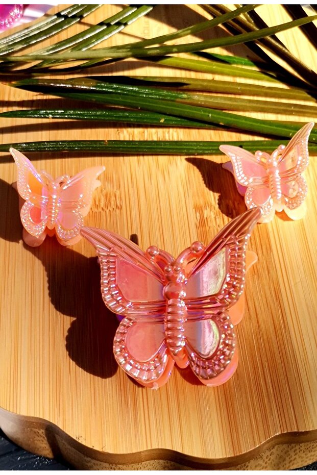 Luxurious Figured Triple Butterfly Pinch Buckle