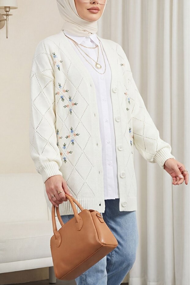 Ecru Openwork Floral Embroidered Knitwear Cardigan - Buttoned