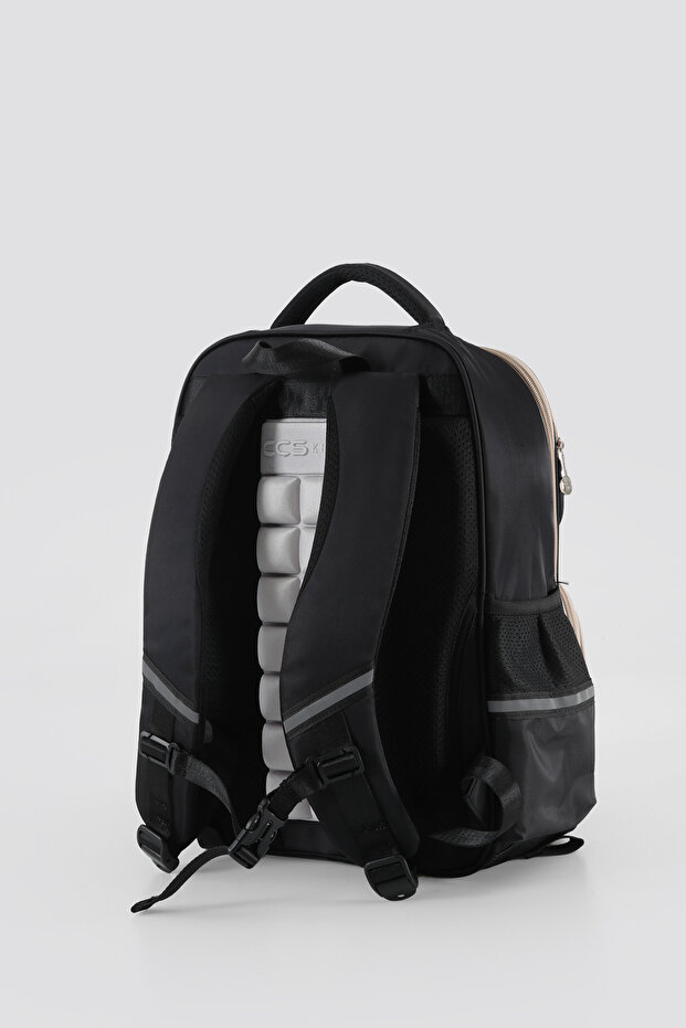 School bag - 3