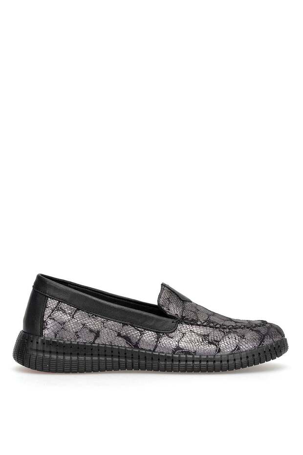 2216117Y Women's Genuine Leather Casual Shoes Platinum