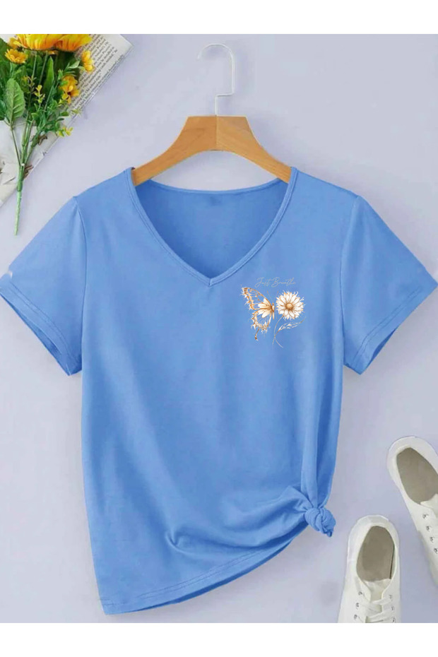 Butterfly Flower Printed V-Neck Short Sleeve Regular Women's Tshirt