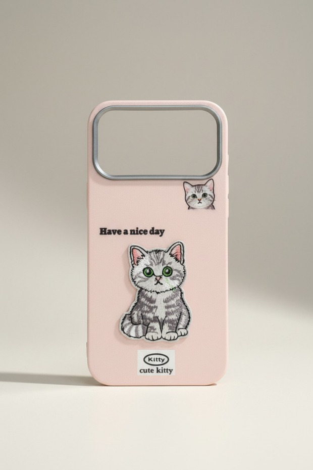 iPhone 17 Pro Max / 18 Pro Max Compatible Kawaii Embroidered Cute Kitty Figured Silicone Phone Case