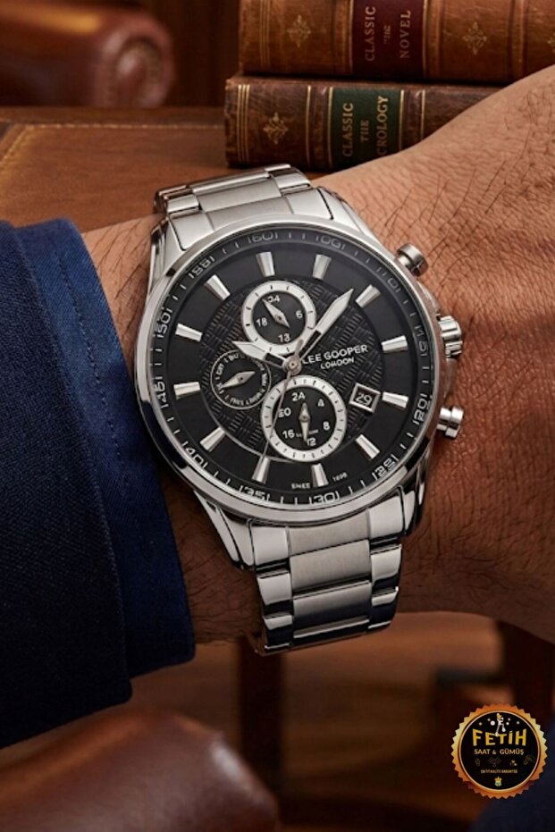 Men's Wristwatch Stainless Case Strap All Functions Active Daily Use Suitable 5 Atm