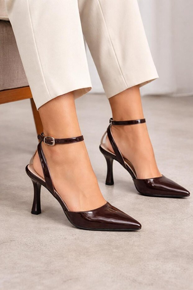 Brown Patent Leather Pointed Buckle Heeled Shoes