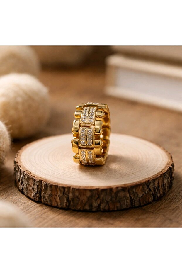 Baget Stone Gold Ring Model