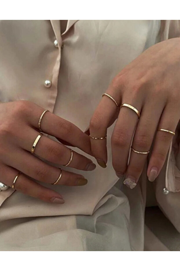 Set of 10 Rings Gold Color